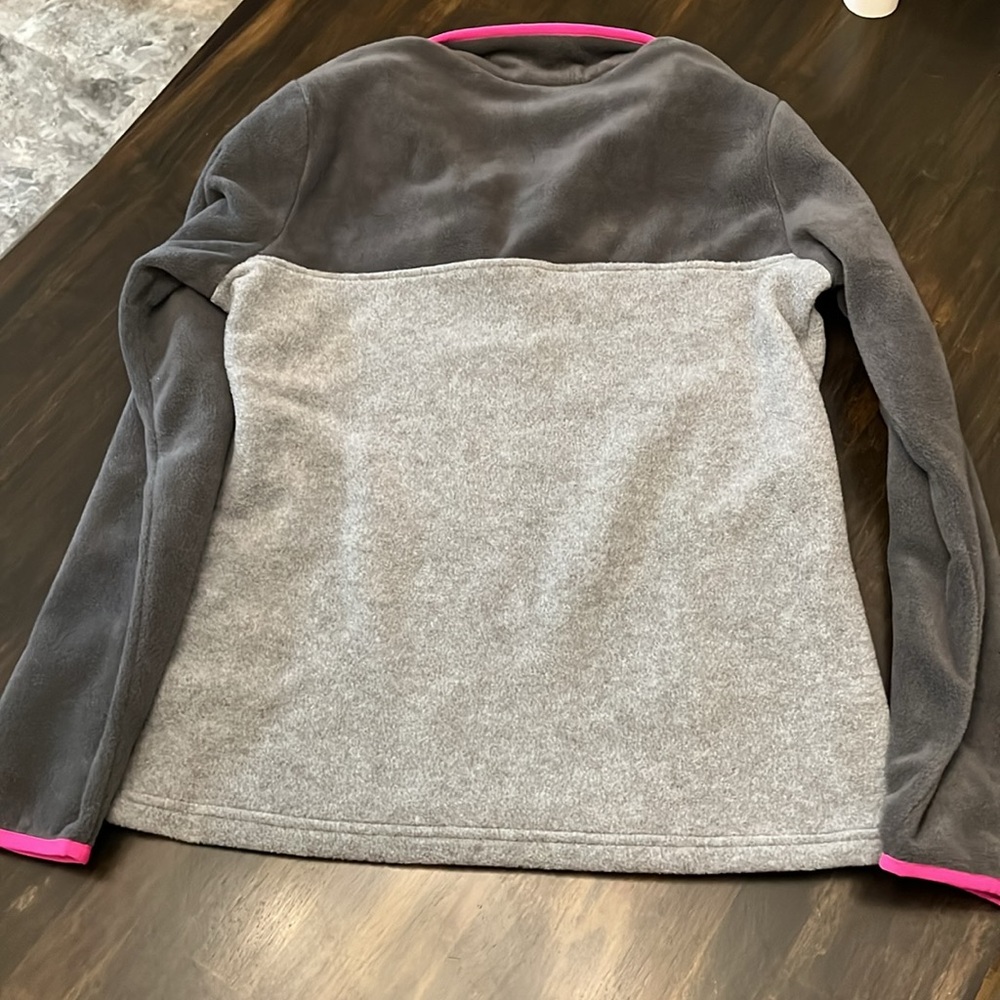 Columbia Pullover - Picture 7 of 7